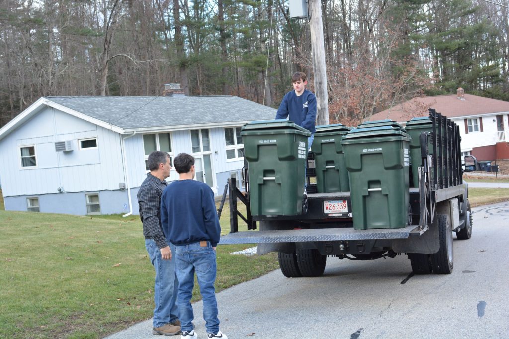 Carts being unloaded by Ethan, Eric, and Caleb LeBoeuf! Learn more about how LeBoeuf is family-owned and operated here. The use of a hydraulic tailgate allows the lifting of larger bulk items with ease.